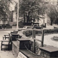 The Abbey Road crossing looking from Grove End Road in 1969 photo by Dr. Ronald Kunze. Note what is possibly the famous Beetle parked this time on the opposite side of Abbey Road and closer to the owner's apartment.