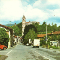A postcard featuring a Jeans II in north west Italy.