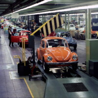 Spring Messengers on the line at Wolfsburg alongside a Marathon Blue Sports Bug.