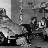 Volkswagen Plaistow, UK celebrate the June Beetle with Outspan orange juice (16 June, 1970).