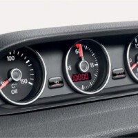 Three-dial instrument panel